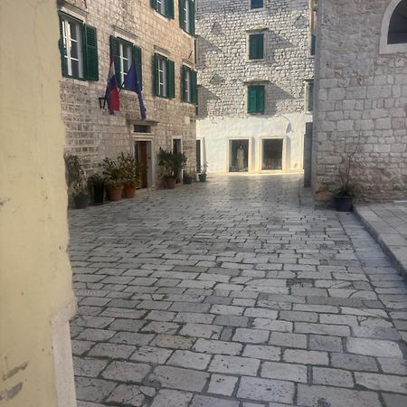 Old Town Apartment Šibenik Eksteriør bilde