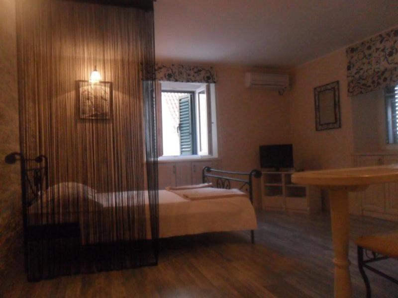 Old Town Apartment Šibenik Eksteriør bilde